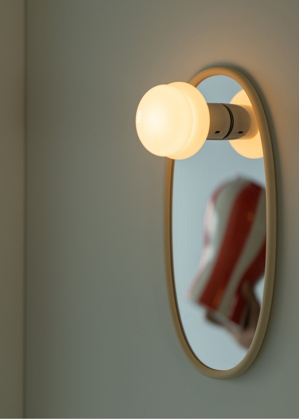 Docking Station 08 Mirror